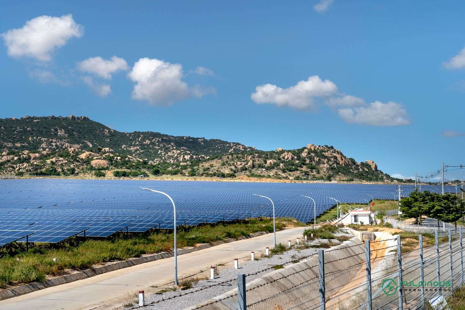 how to start solar panel business in india utility scale solar farm